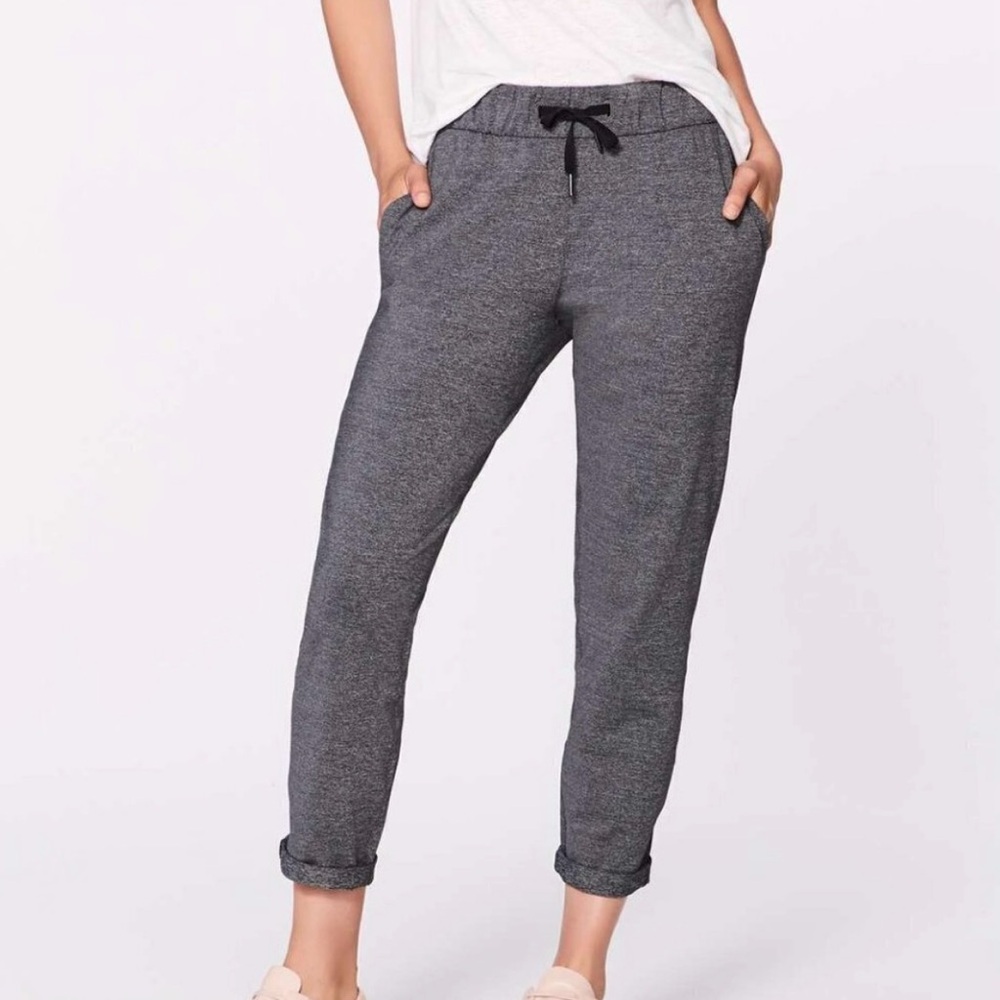 Lululemon On the Fly Pant Size 4